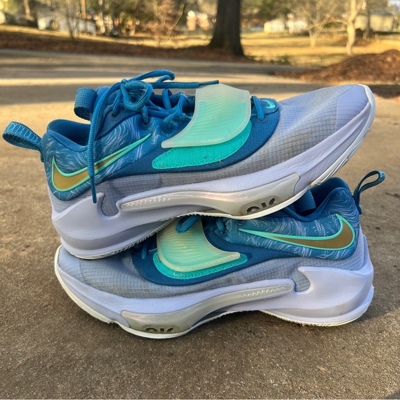 2022 Nike Zoom Freak 3 'Freezing Time' SIZE MENS 9.5 - Picture 3 of 10